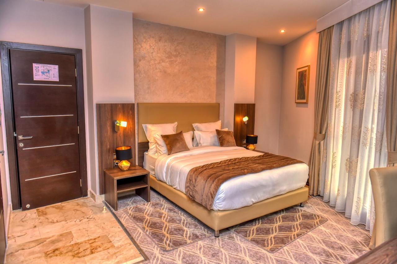 Mf Hotel Oran Bir El Djir Exterior foto